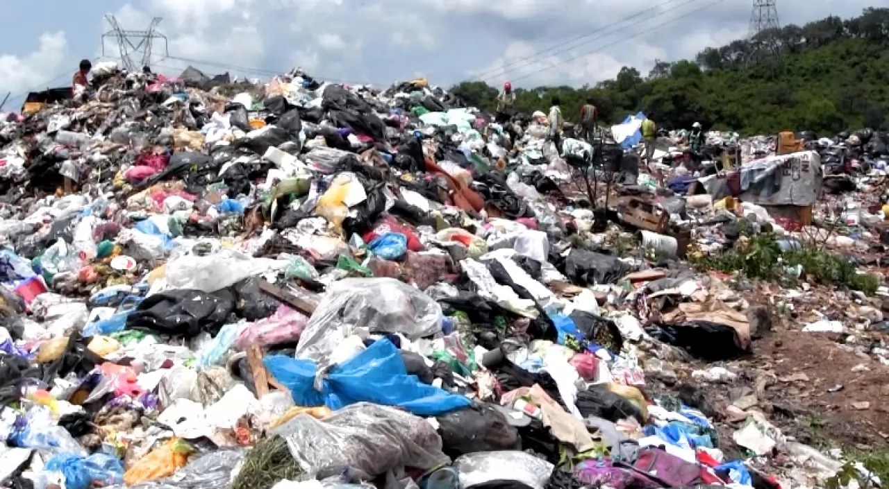 Debieron clausurar el basurero de El Iztete: Geraldine Ponce