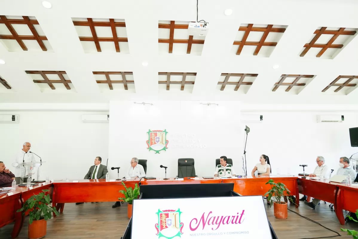 Firman acta para transferencia de servicios estatales de salud a IMSS-Bienestar