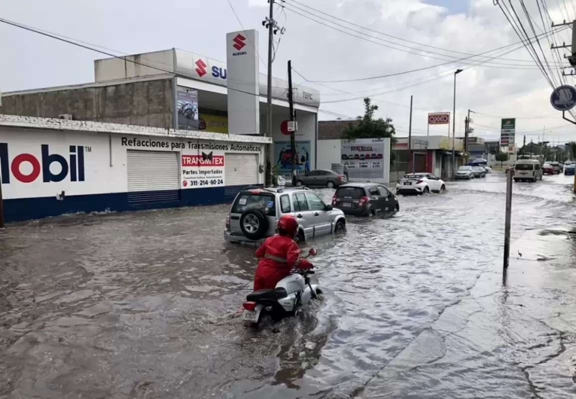 Vigilan que no haya taponamientos en alcantarillas