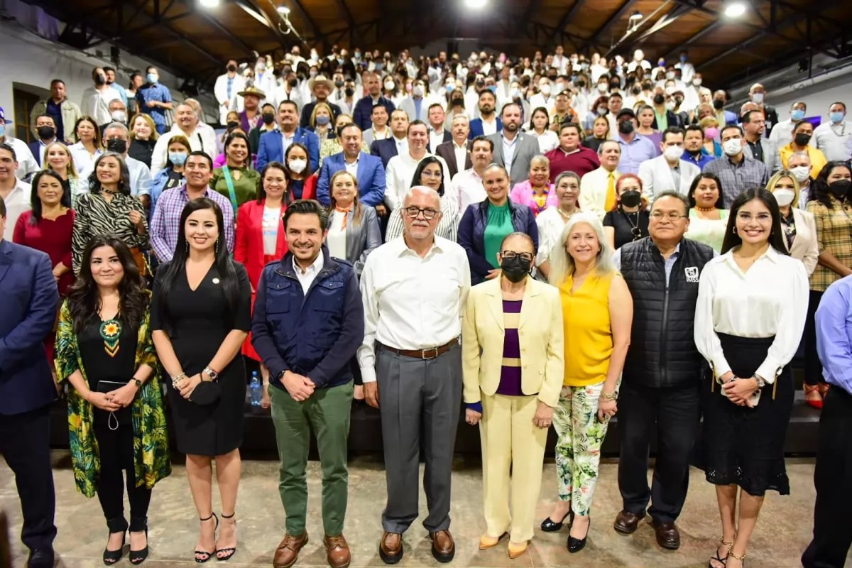 Llegan a Nayarit 125 residentes médicos