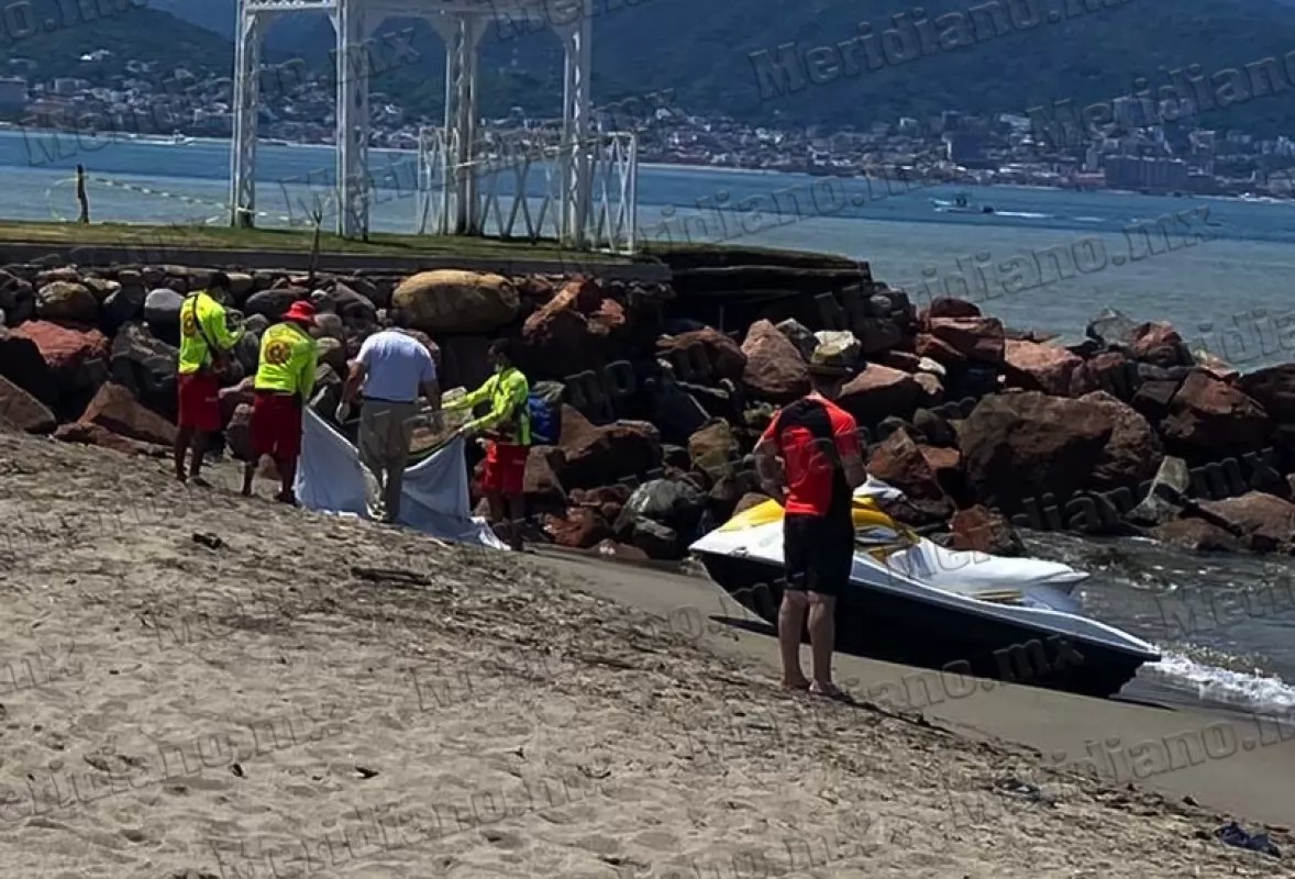 ¡se ahogó un turista en marina vallarta!
