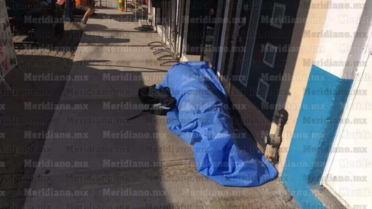 Muere hombre en pleno centro de Las Varas