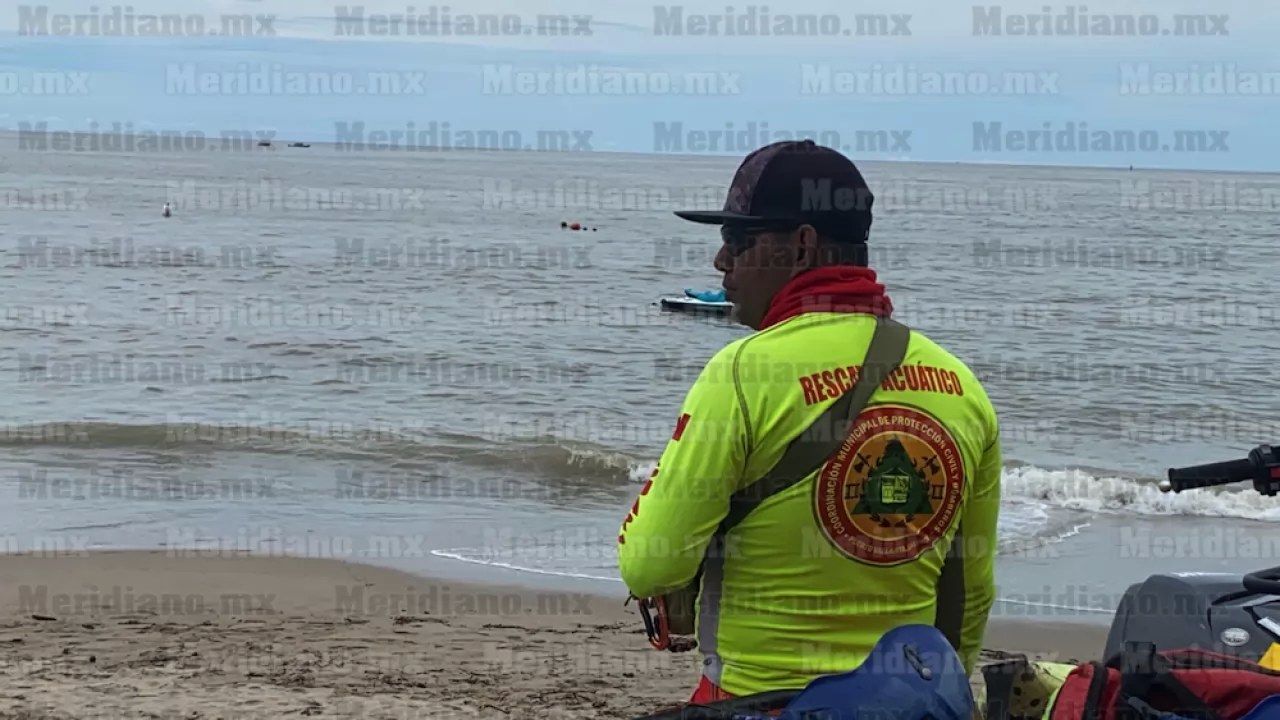 ¡flotó cadáver frente al icon!