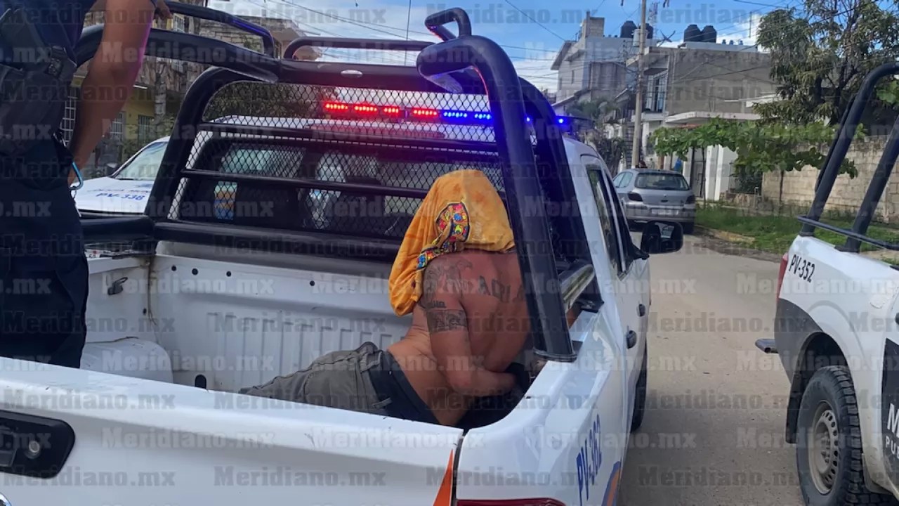 ¡acuchilló a su mujer!