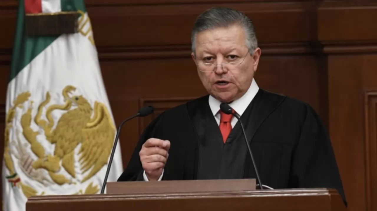 Zaldívar presenta consulta sobre ampliación de su mandato