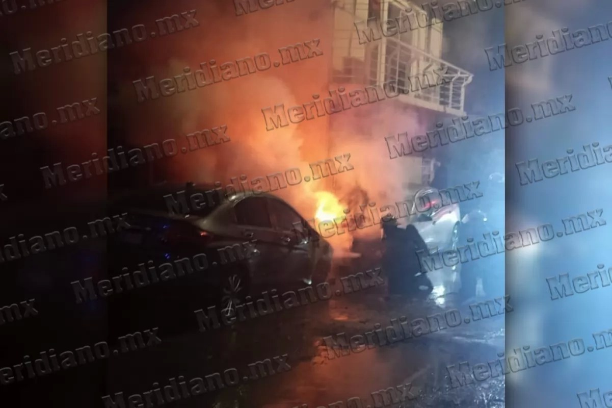 Aparatoso incendio en Villas del Puerto