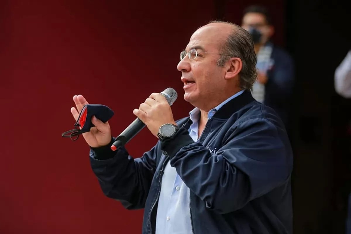 Felipe Calderón revela que dio positivo a COVID-19