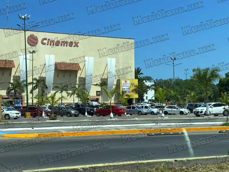 ¡roban 30 mil pesos en calzado!