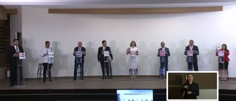 Falta de agua, aviadores y reactivación económica: Así fue el debate en Tepic