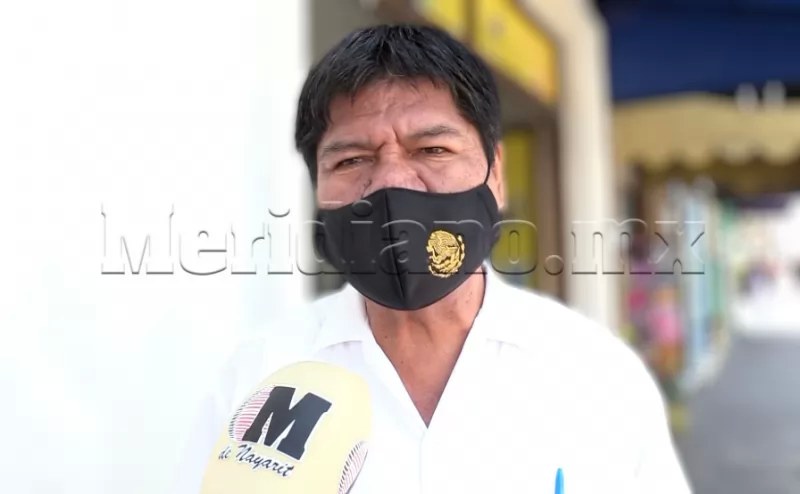 Diputado acusa a funcionarios de cobrar sin trabajar; Quiere que comparezcan