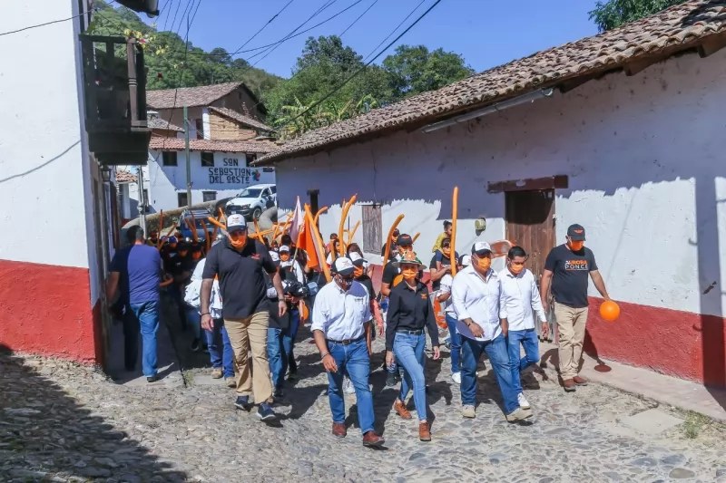 Atenderemos necesidades de todo el distrito: Dávalos