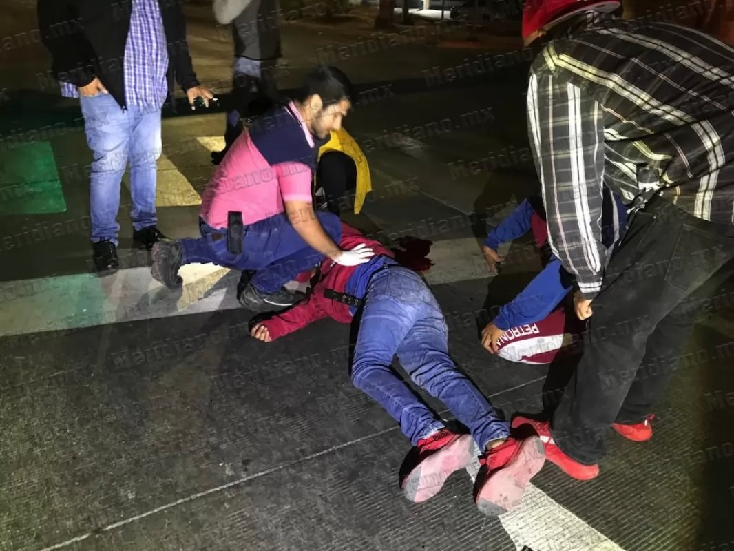 Joven lesionado tras accidente en Boulevard Tepic-Xalisco