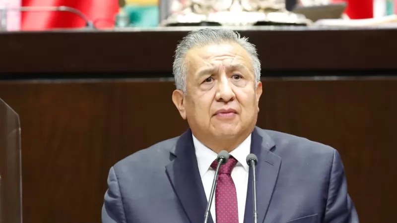 Morena separó de su bancada a Saúl Huerta