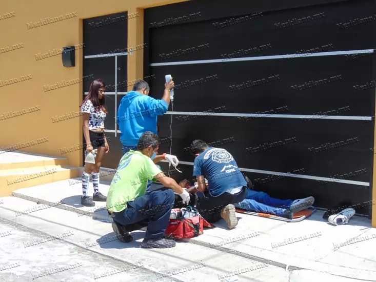 Motociclista herido tras fuerte accidente en la Magisterial