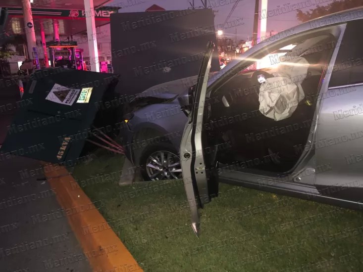 ¡chocaron con un transformador!