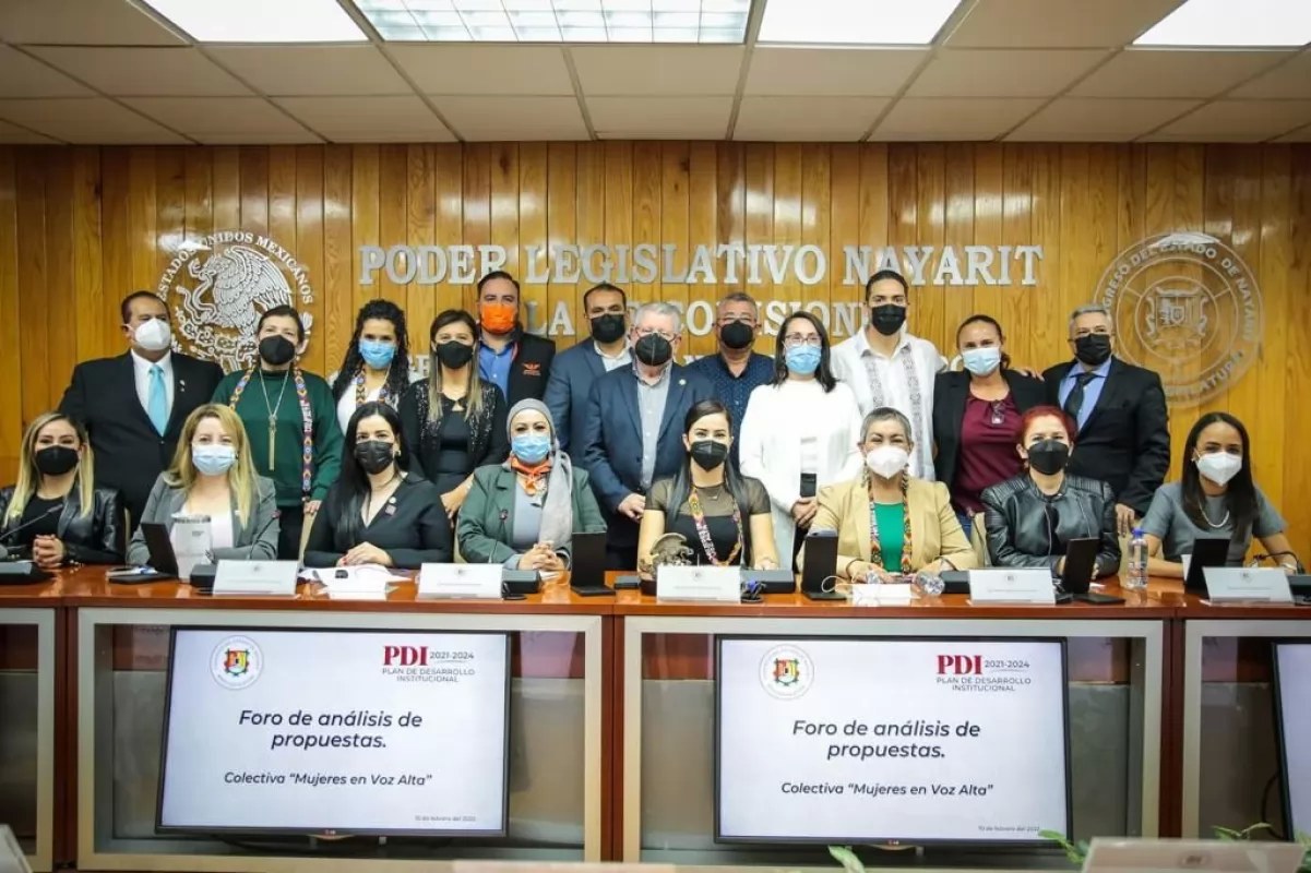 Bienvenidos colectivos feministas: Alba Cristal