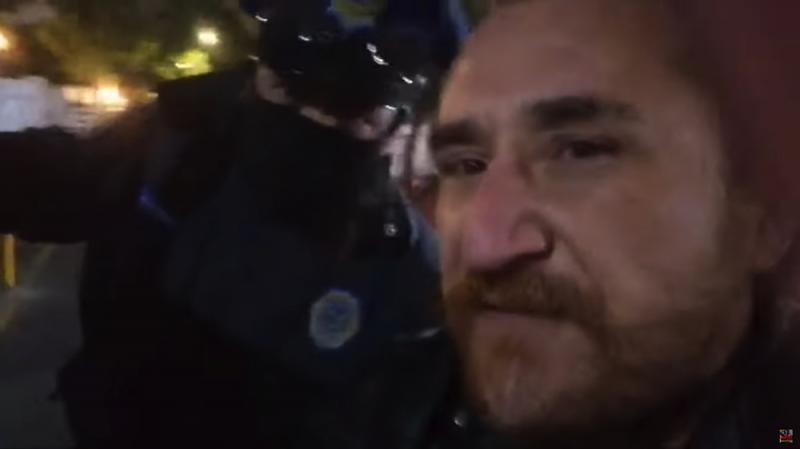 CDMX. Detienen a dos youtubers acusados de \"grabar glúteos\" de mujeres