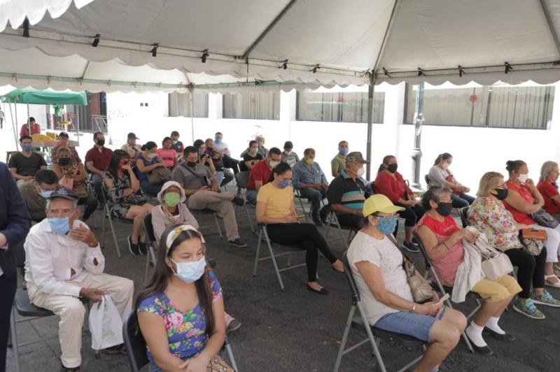 Humillados, pisoteados y sin soluciones clientes de bancos. Con el argumento de la pandemia, usuarios son tratados como delincuentes