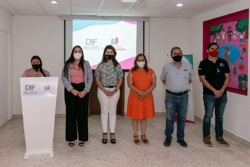 “Queremos Familias Unidas,  Amorosas y con Valores”