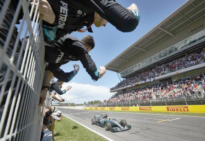 Todo lo que queda por decidirse en la F1 tras el título de Hamilton