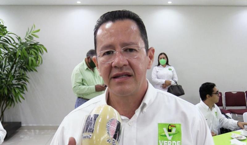 \"La gente no se equivoca, Navarro Quintero es el mejor aspirante\"