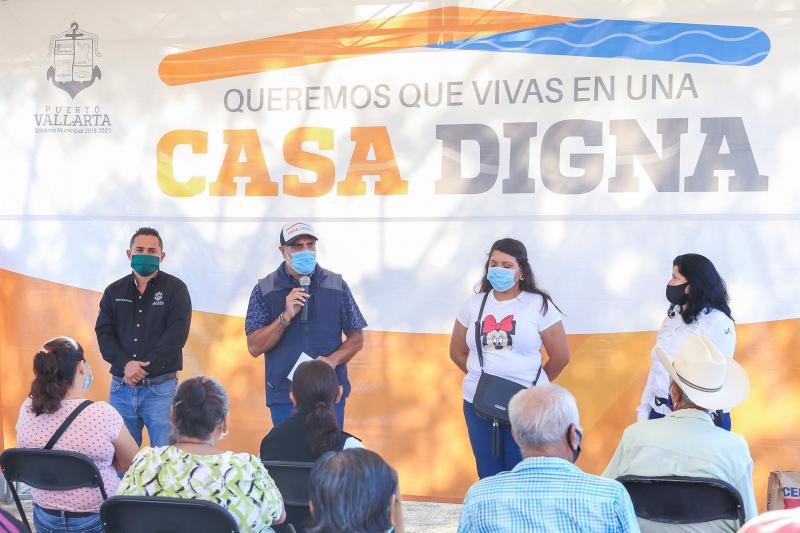 Vallartenses hoy Tienen un Gobierno Solidario: Dávalos