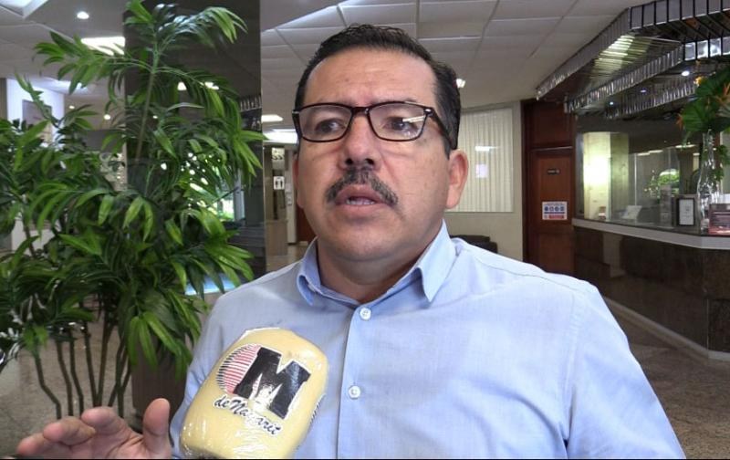 Llama Juan Aguiar a consumir local para impulsar la reactivación económica