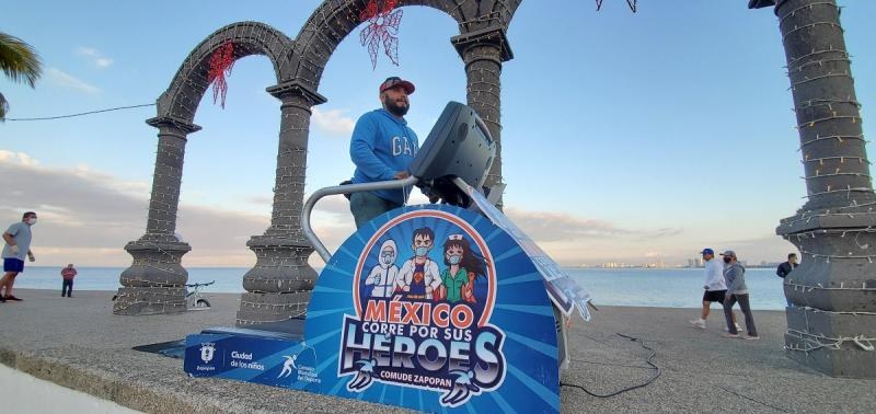 Se Suman Vallartenses al Homenaje al Personal Médico