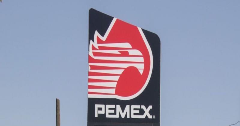 Pemex anuncia cancelación de contratos a prima de López Obrador