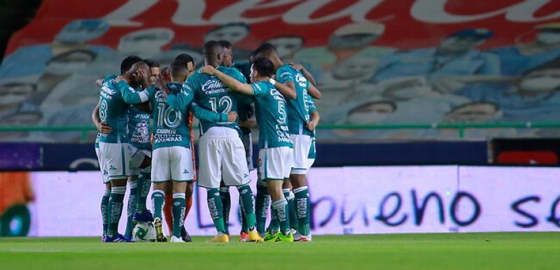 León buscará romper la maldición del superlíder