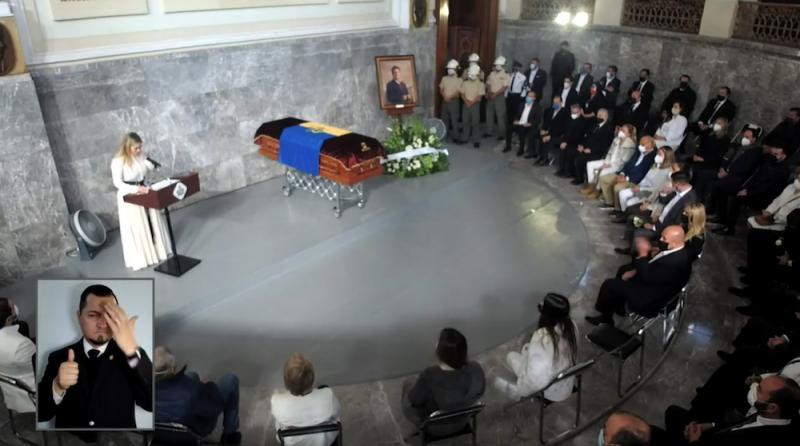 Rinde Jalisco homenaje de cuerpo presente a Aristóteles Sandoval