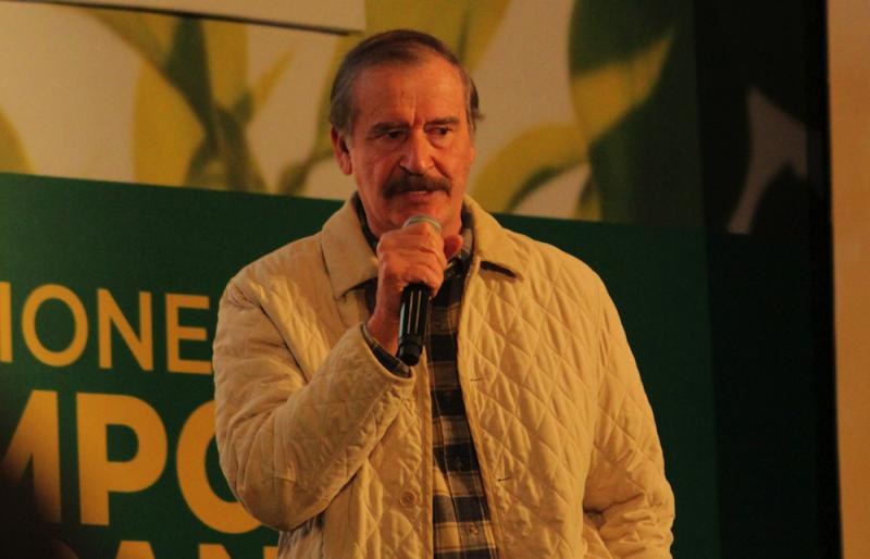 \"Ya basta de burlas\": Defiende Fox a López-Dóriga tras dichos de AMLO