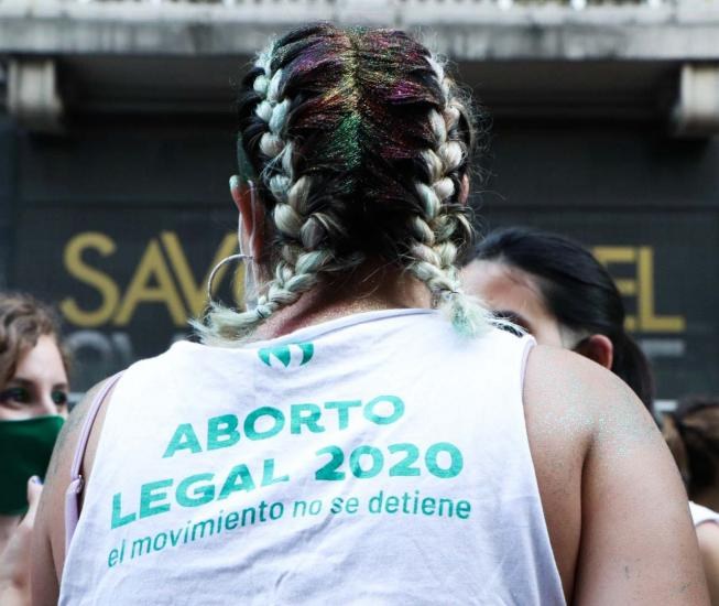 Plantea AMLO consulta sobre legalización del aborto en México