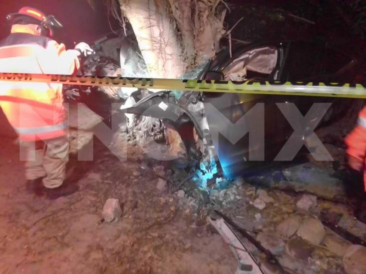 Trágica muerte de jovencito en atotonilco; chocó contra un árbol