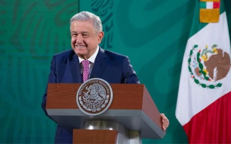 AMLO continuará sin usar cubrebocas porque -ya no contagia-