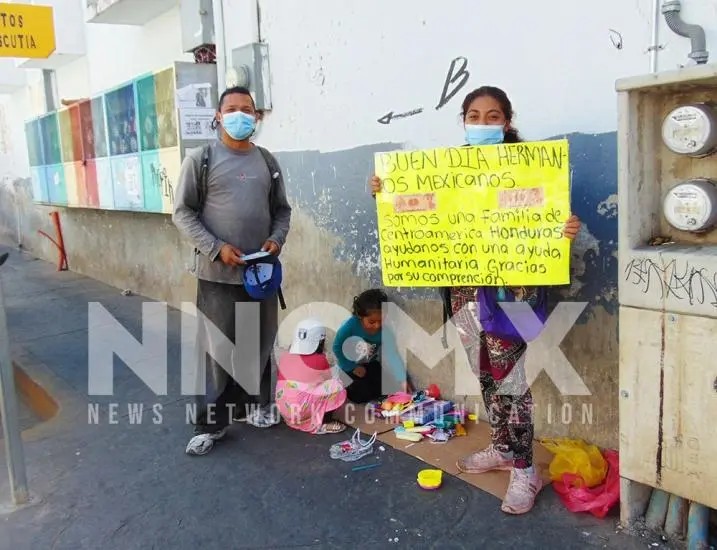 Familia hondureña cruza Nayarit en busca del sueño americano