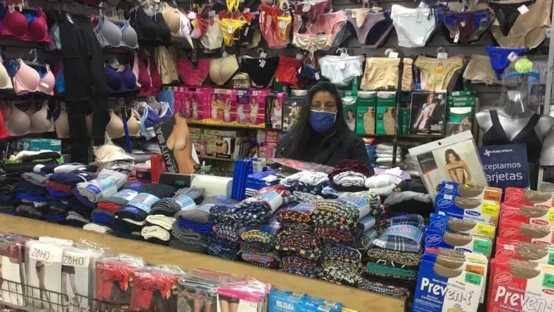 Comerciantes afirman pocas ventas a pesar del semáforo naranja